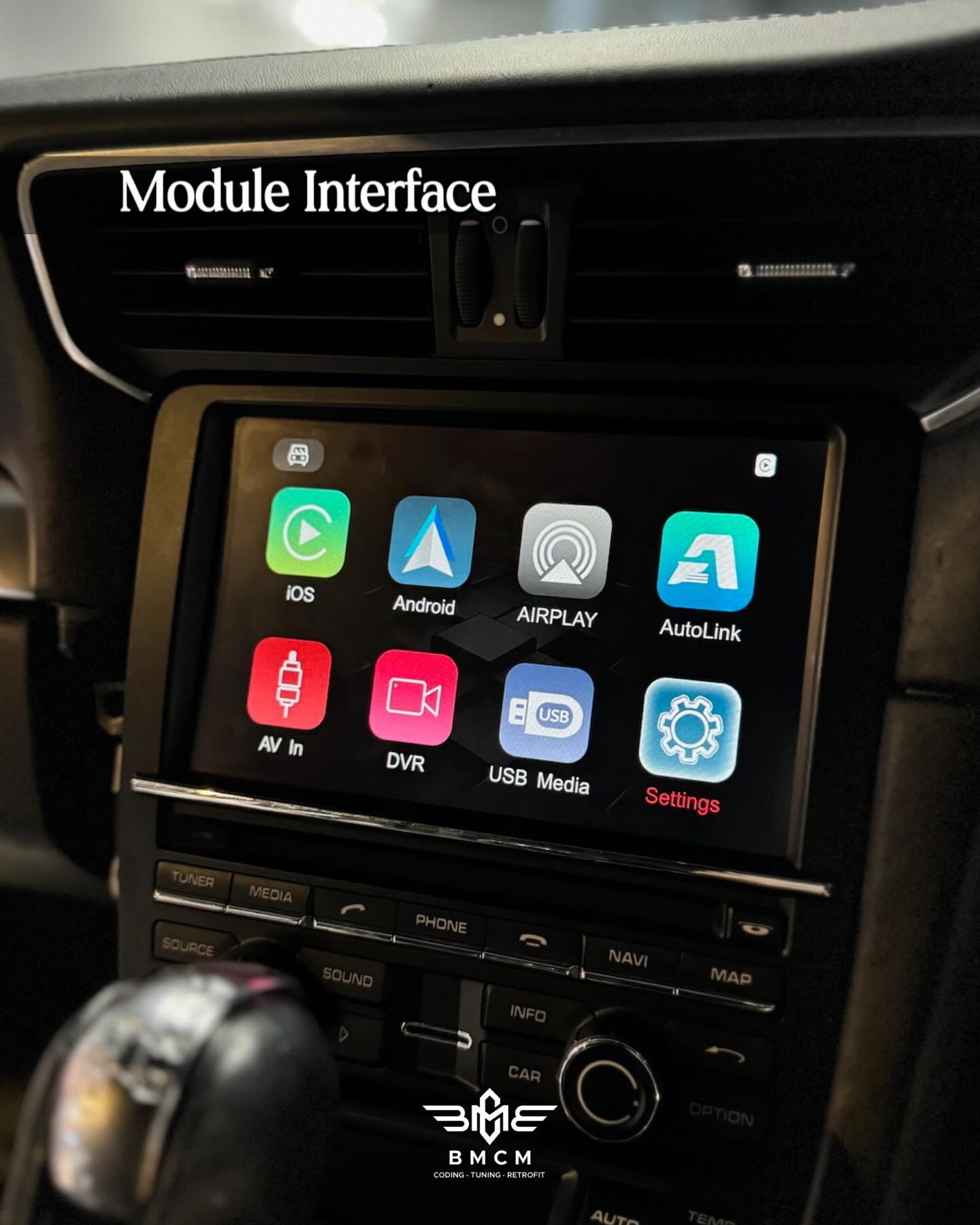 Aftermarket Porsche PCM 3.1 Apple CarPlay/Android Auto Module