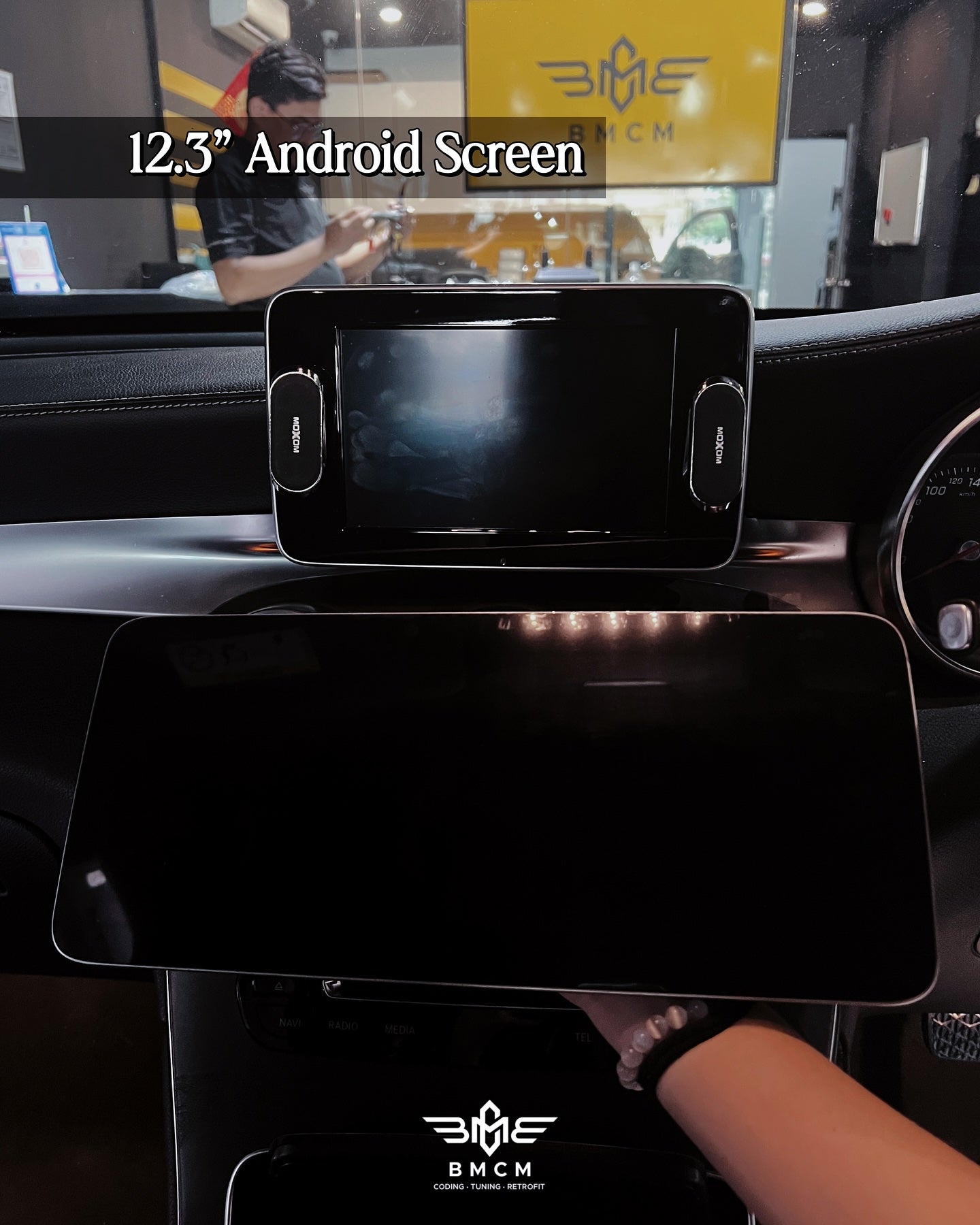 Mercedes-Benz W253 12.3 Android Screen Retrofit